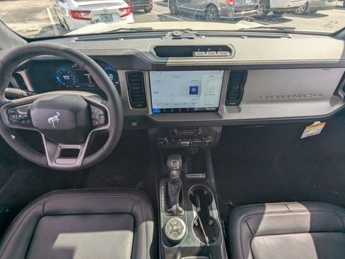 New 2026 Ford Bronco Outer Banks image 17