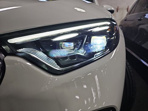 Used 2023 Mercedes-Benz GLC 300 image 34