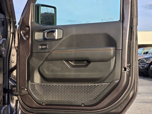 New 2026 Jeep Wrangler Sahara image 38