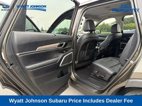 Used 2022 Kia Telluride EX w/ EX Premium Package FWD image 30