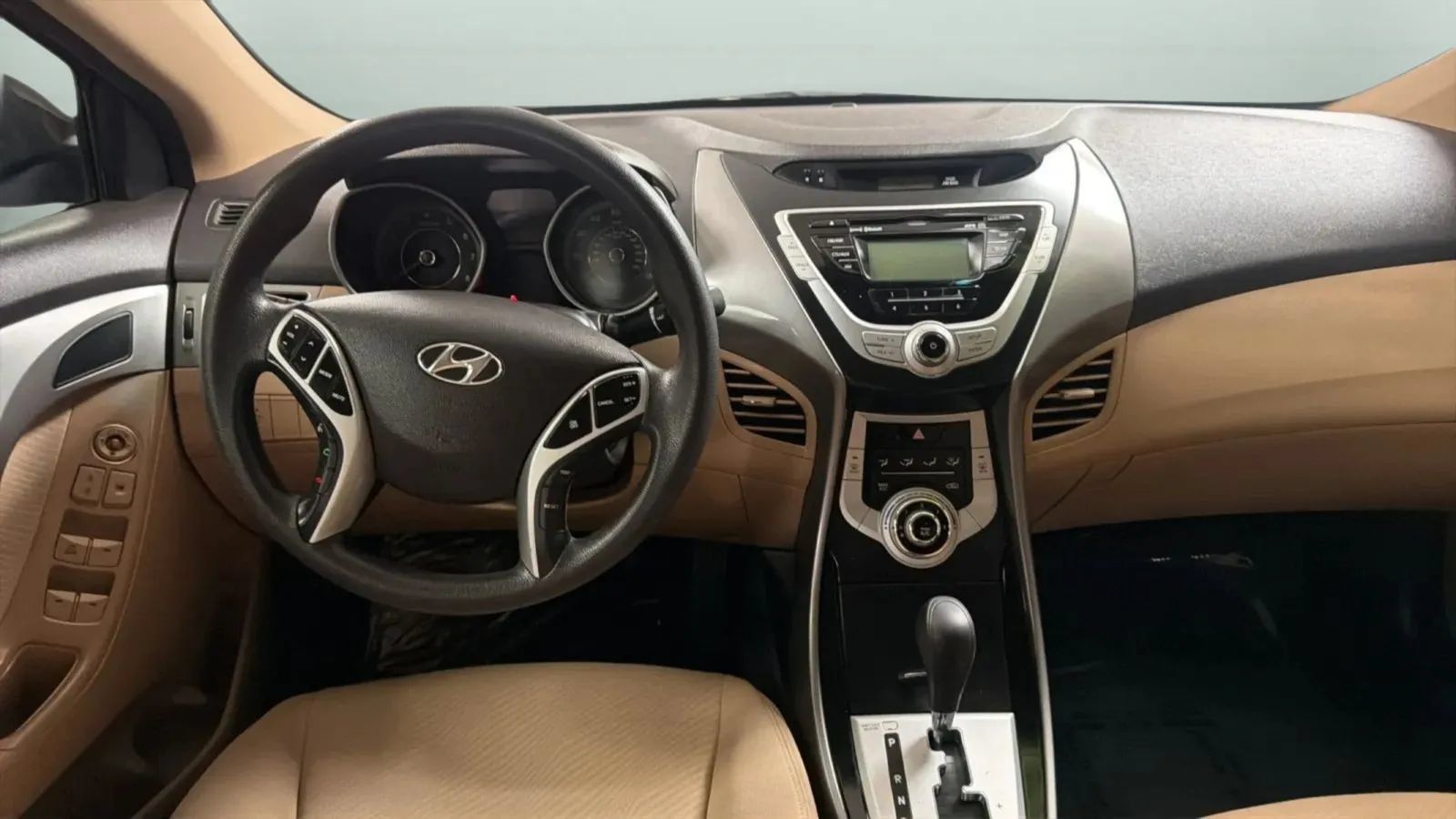 Used 2012 Hyundai Elantra GLS w/ Preferred Pkg 3 FWD image 10