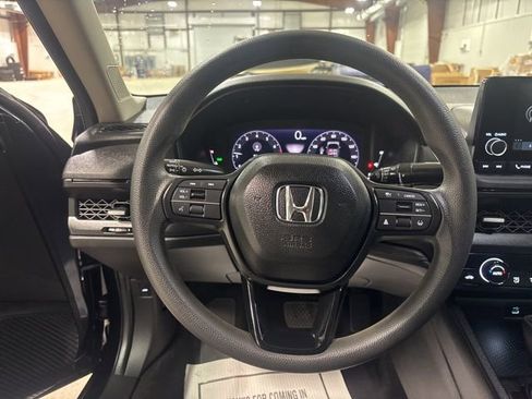 Used 2024 Honda Accord EX image 19