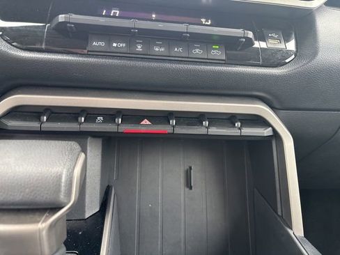 Used 2022 Toyota Tundra SR5 RWD image 12