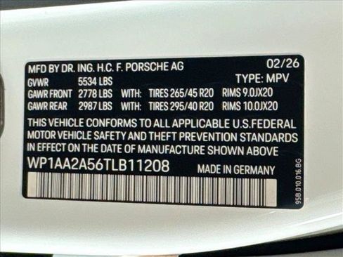 Used 2026 Porsche Macan AWD/4WD image 26
