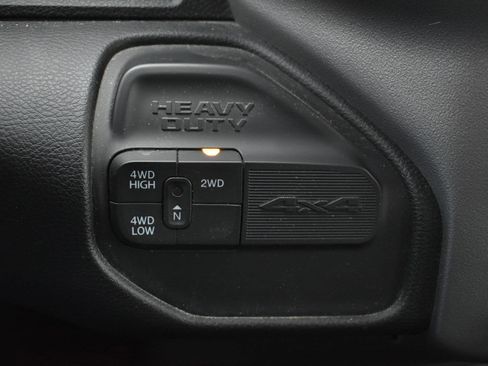 Certified 2024 RAM 2500 Big Horn image 29