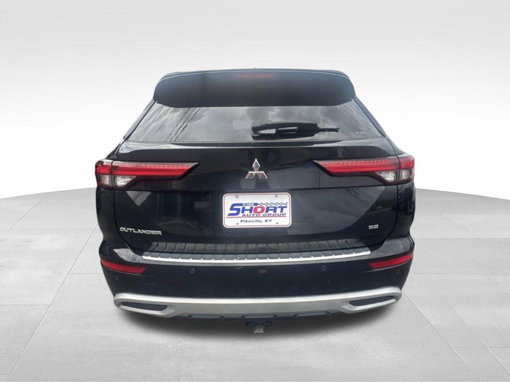 Used 2022 Mitsubishi Outlander SE AWD/4WD image 6