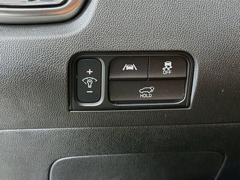 Certified 2023 Kia Sorento SX Prestige AWD/4WD image 24