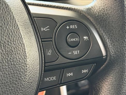 Used 2025 Toyota RAV4 LE FWD image 26