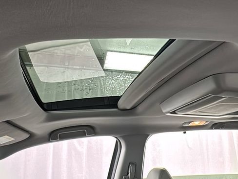 Used 2022 Honda Pilot Elite image 39