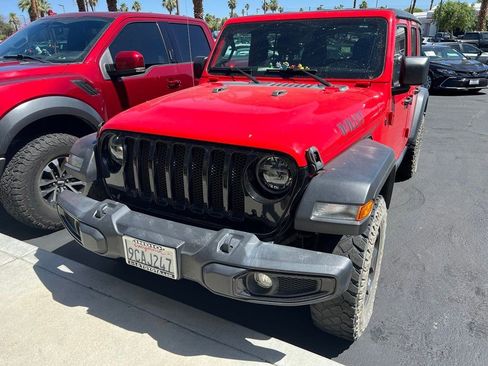 Used 2022 Jeep Wrangler Unlimited Sport AWD/4WD image 2