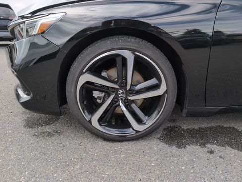 Used 2022 Honda Accord Sport image 32