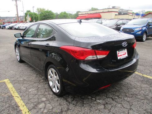 Used 2011 Hyundai Elantra Limited FWD image 2