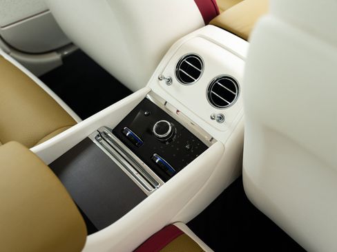 Certified 2024 Rolls-Royce Spectre Base w/ Spectre Launch Package image 28