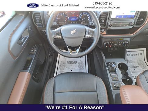 Used 2023 Ford Bronco Sport Outer Banks w/ Tech Package image 11