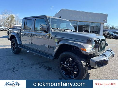 Certified 2022 Jeep Gladiator Overland image 1