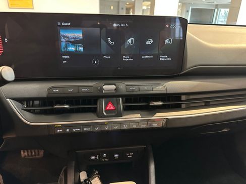 Used 2025 Kia K4 LXS image 21