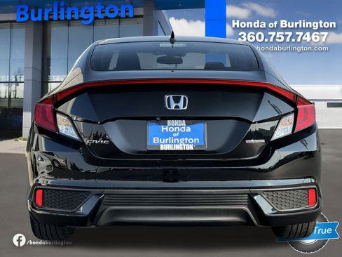 Used 2018 Honda Civic Touring image 6