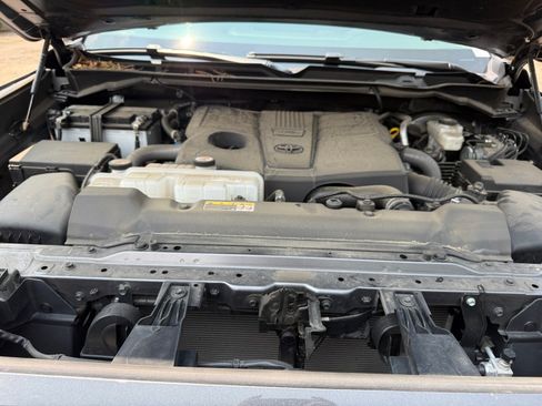 Used 2024 Toyota Tundra SR5 AWD/4WD image 21