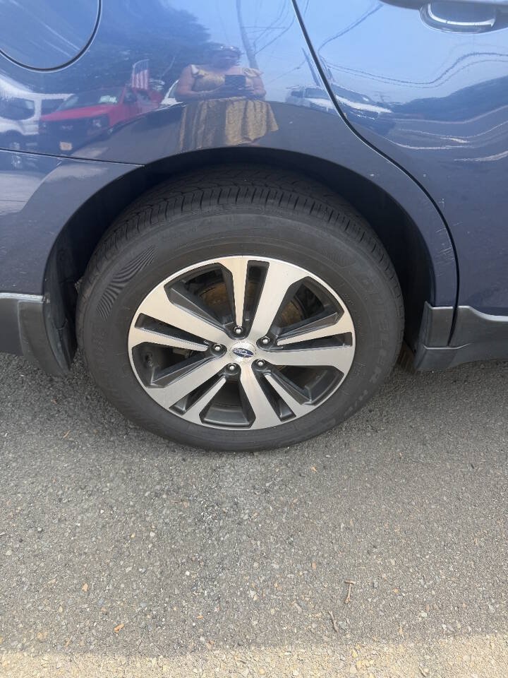 Used 2019 Subaru Outback 2.5i Limited w/ Popular Package #2 AWD/4WD image 15