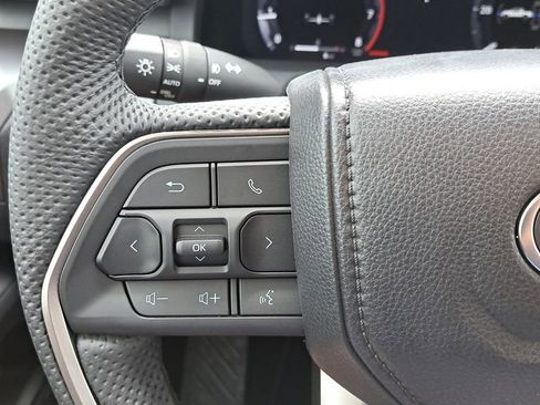 Certified 2026 Toyota Tacoma TRD Sport AWD/4WD image 33