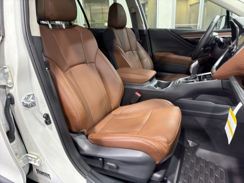 Certified 2025 Subaru Outback Touring XT w/ Tech Package 3 image 15