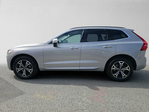 Used 2022 Volvo XC60 B5 Momentum w/ Advanced Package AWD/4WD image 6