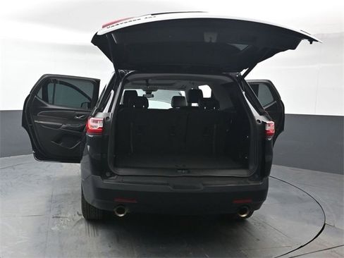 Used 2020 Chevrolet Traverse RS w/ LPO, Floor Liner Package image 49