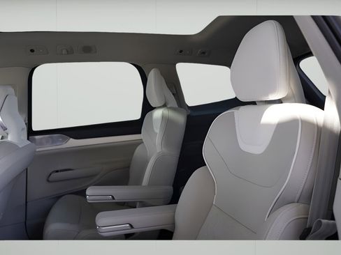 New 2025 Volvo EX90 Ultra AWD/4WD image 20