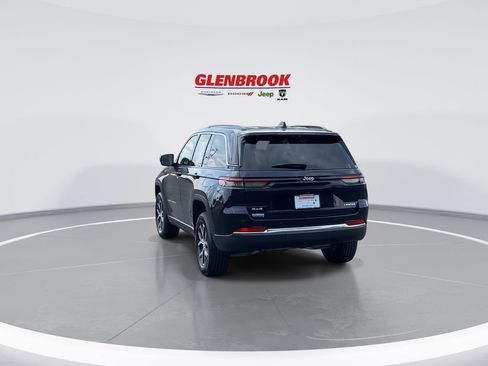 Certified 2024 Jeep Grand Cherokee Limited w/ Luxury Tech Group II image 8