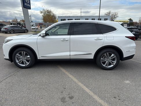 New 2026 Acura MDX SH-AWD image 4