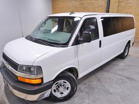 Used 2016 Chevrolet Express 3500 LT w/ LT Preferred Equipment Group image 2