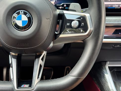 Used 2023 BMW 740i w/ Parking Assistance Package RWD image 23