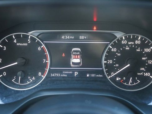 Used 2023 Nissan Rogue SV FWD image 21