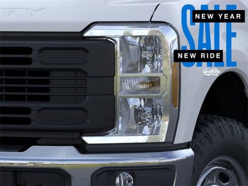 New 2026 Ford F250 XL w/ XL Off-Road Package image 19