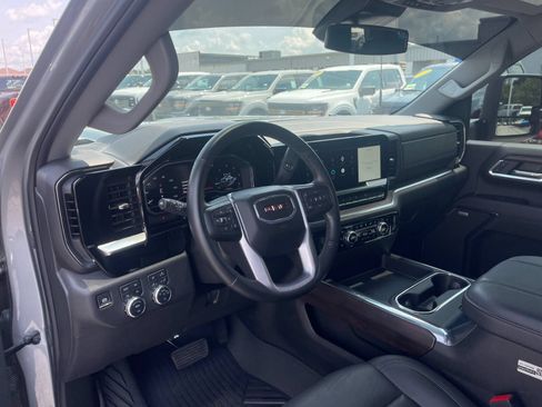 Used 2024 GMC Sierra 3500 SLT w/ SLT Premium Package AWD/4WD image 11