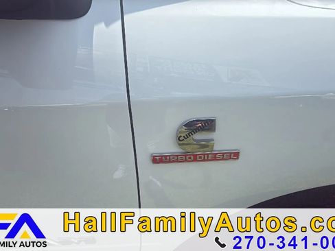 Used 2024 RAM 2500 Laramie AWD/4WD image 5