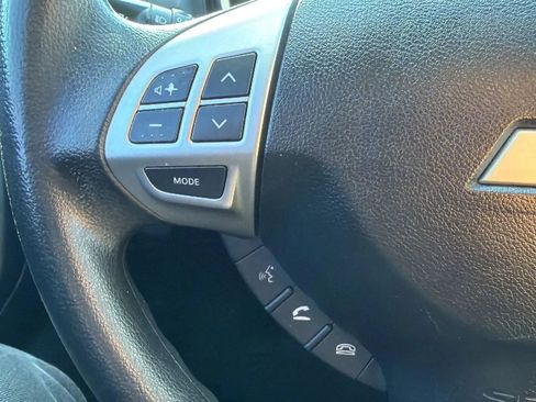 Used 2016 Mitsubishi Lancer ES FWD image 12