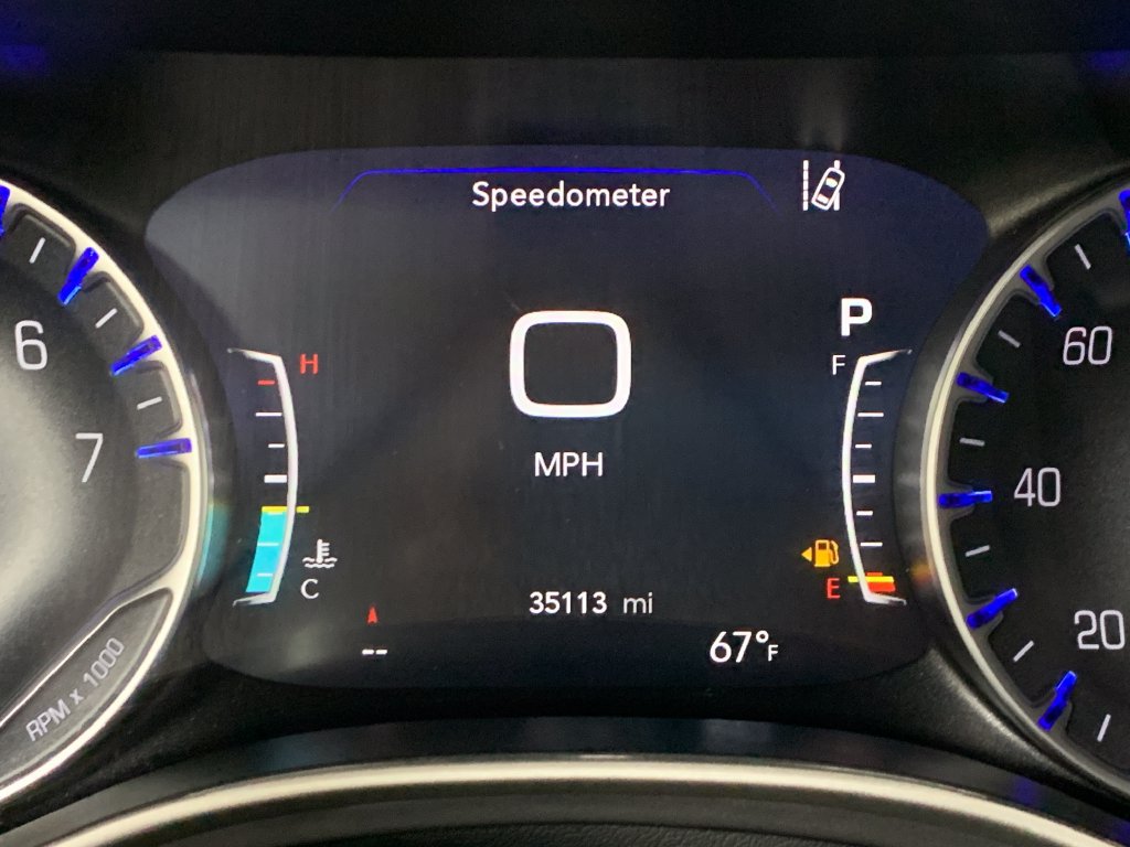 Used 2026 Chrysler Pacifica Select FWD image 31