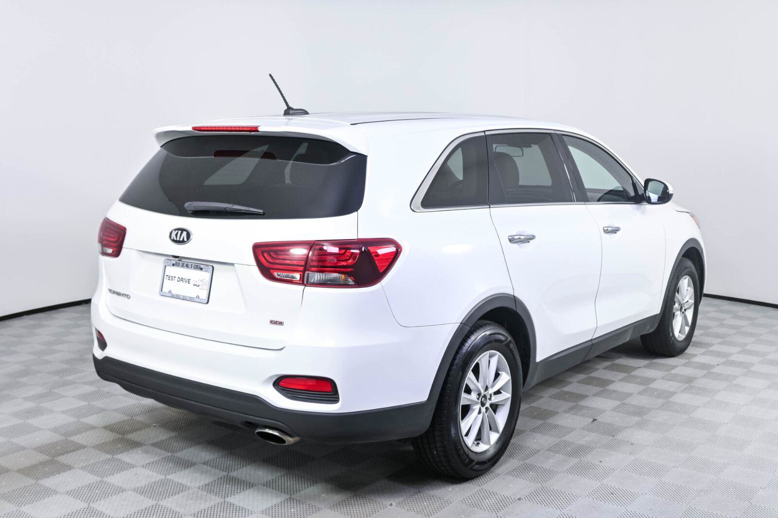 Used 2019 Kia Sorento FWD image 26