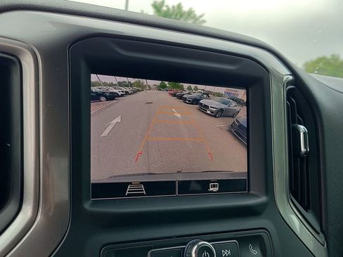 Used 2024 Chevrolet Silverado 1500 Custom Trail Boss image 25