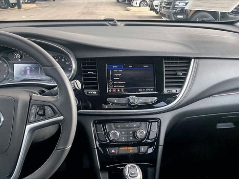 Used 2022 Buick Encore Preferred w/ Safety Package image 6