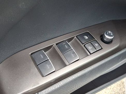Used 2024 Toyota Camry XSE FWD image 25