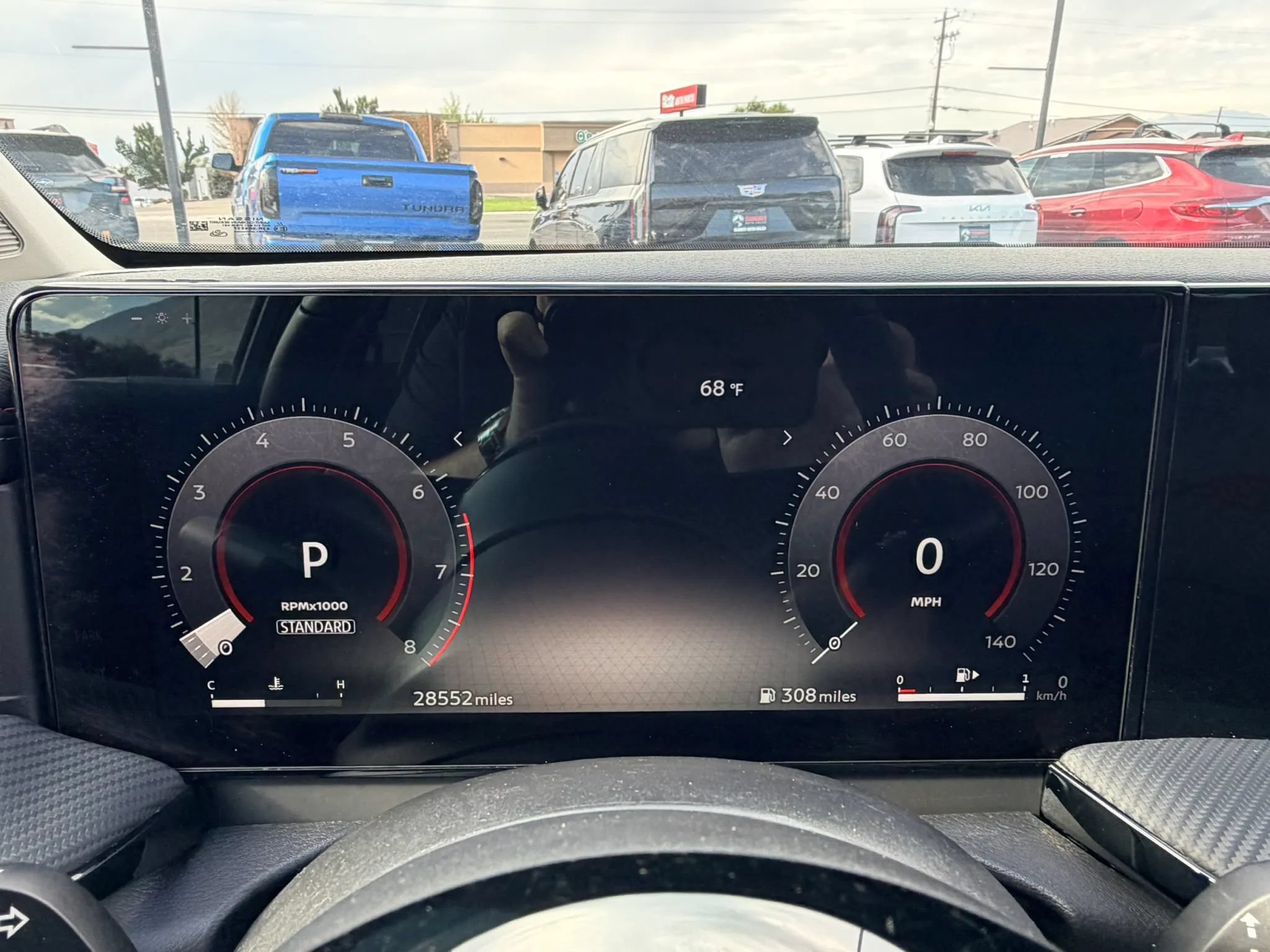 Used 2025 Nissan Kicks SR AWD/4WD image 16