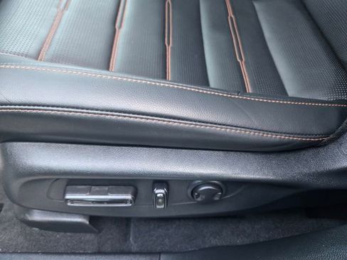 Used 2023 Honda CR-V Sport Touring image 13