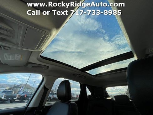 Used 2021 Ford Escape SEL w/ Technology Package image 13