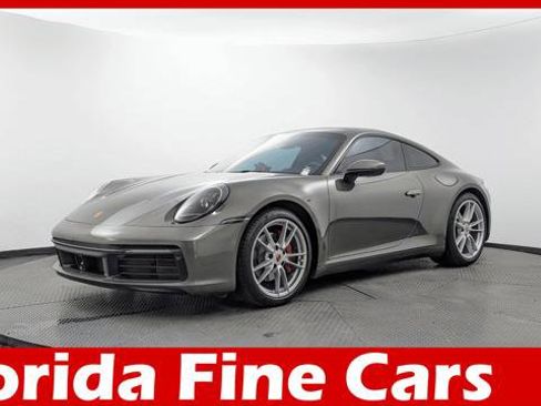 Used 2020 Porsche 911 Carrera RWD image 1