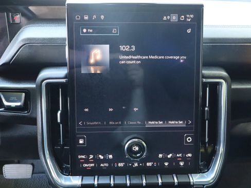 Used 2025 GMC Yukon Denali w/ Denali Reserve Package image 31