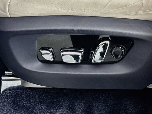 Used 2019 Rolls-Royce Cullinan AWD/4WD image 21