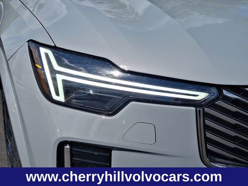 New 2026 Volvo XC90 B6 Plus w/ Protection Package Premier image 9