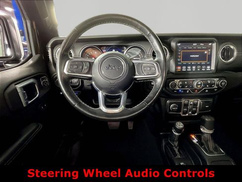 Used 2022 Jeep Wrangler Unlimited Sahara w/ Cold Weather Group AWD/4WD image 8